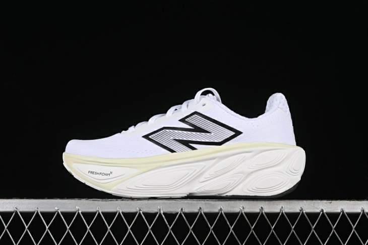 Picture of New Balance FuelCell Rebel _SKUfw18028725168387274fw